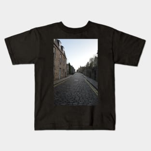 Cobblestone streets of Aberdeen Kids T-Shirt